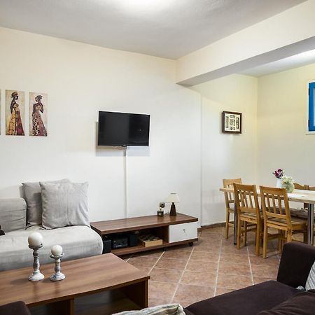 Villa Nina With Private Plunge Pool, 5Km To Corfu Town ภายนอก รูปภาพ